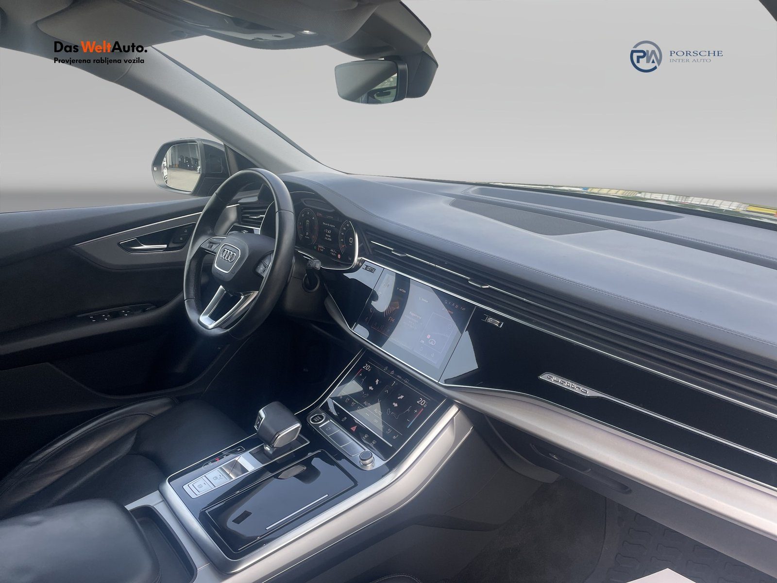 2020 Audi Q8 S line — fotografija 13