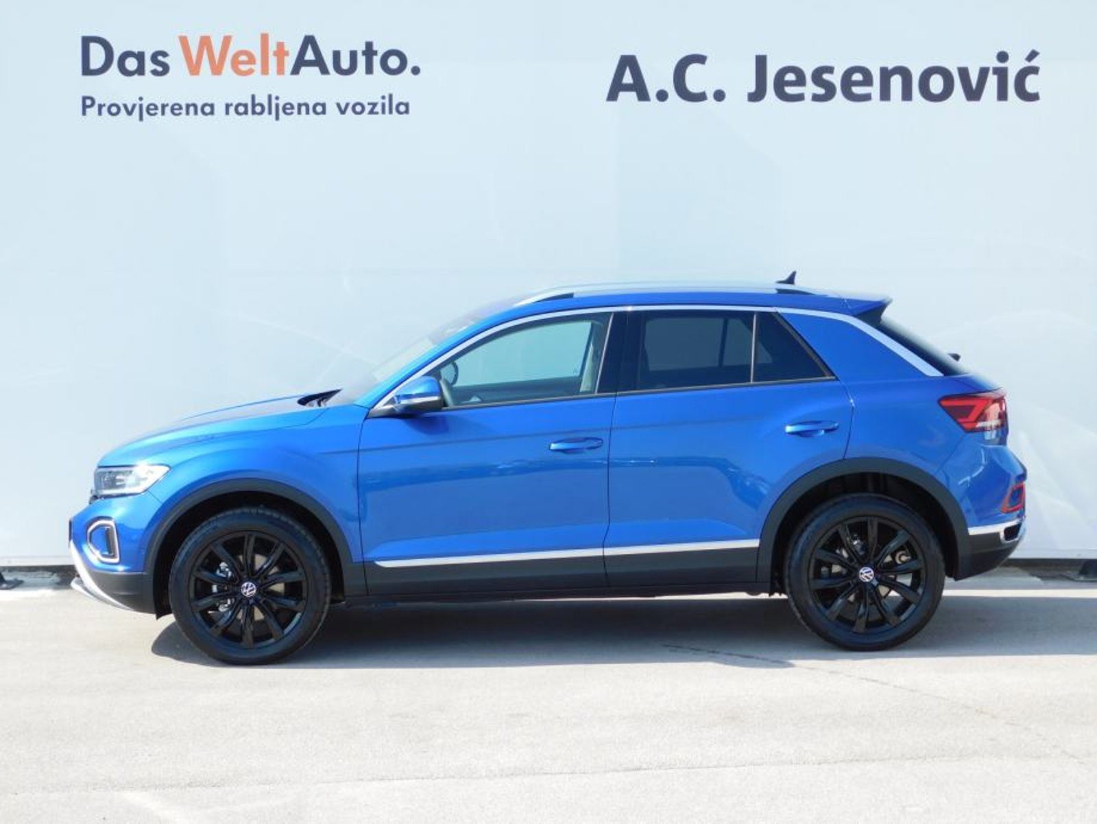 2022 Volkswagen T-Roc — fotografija 6