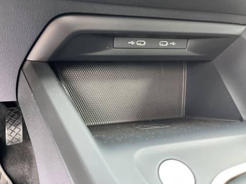 2024 Volkswagen Golf — sličica 22