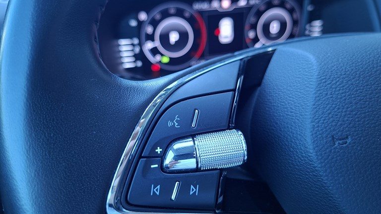 2021 Škoda Karoq — fotografija 20