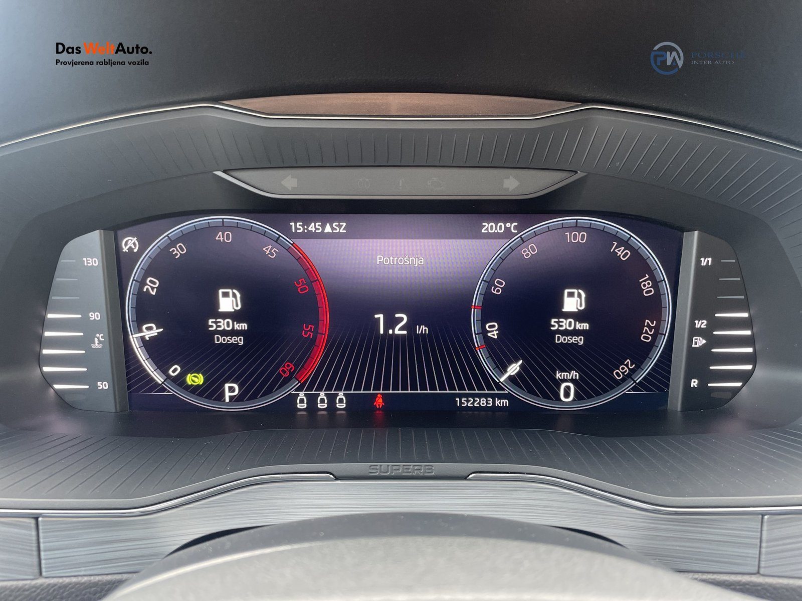 2021 Škoda Superb — fotografija 15