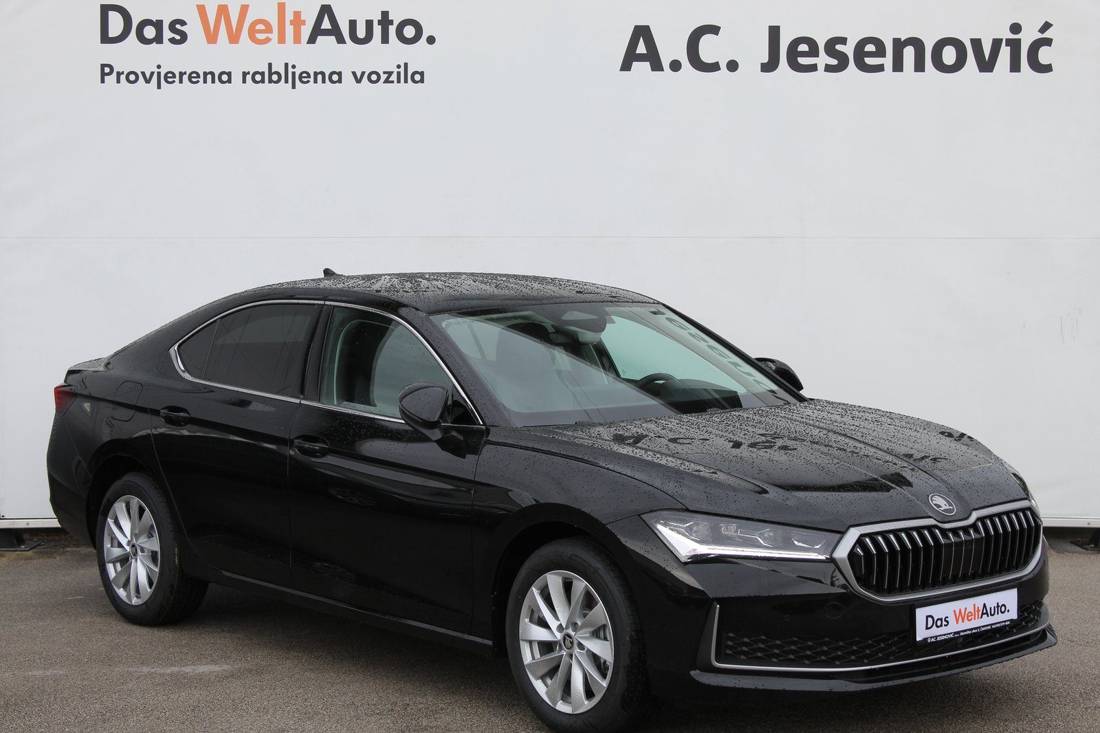 2026 Škoda Superb — fotografija 3
