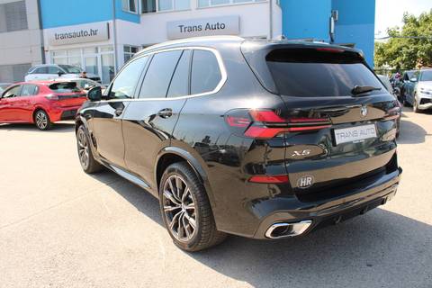 2024 BMW X5 — sličica 7