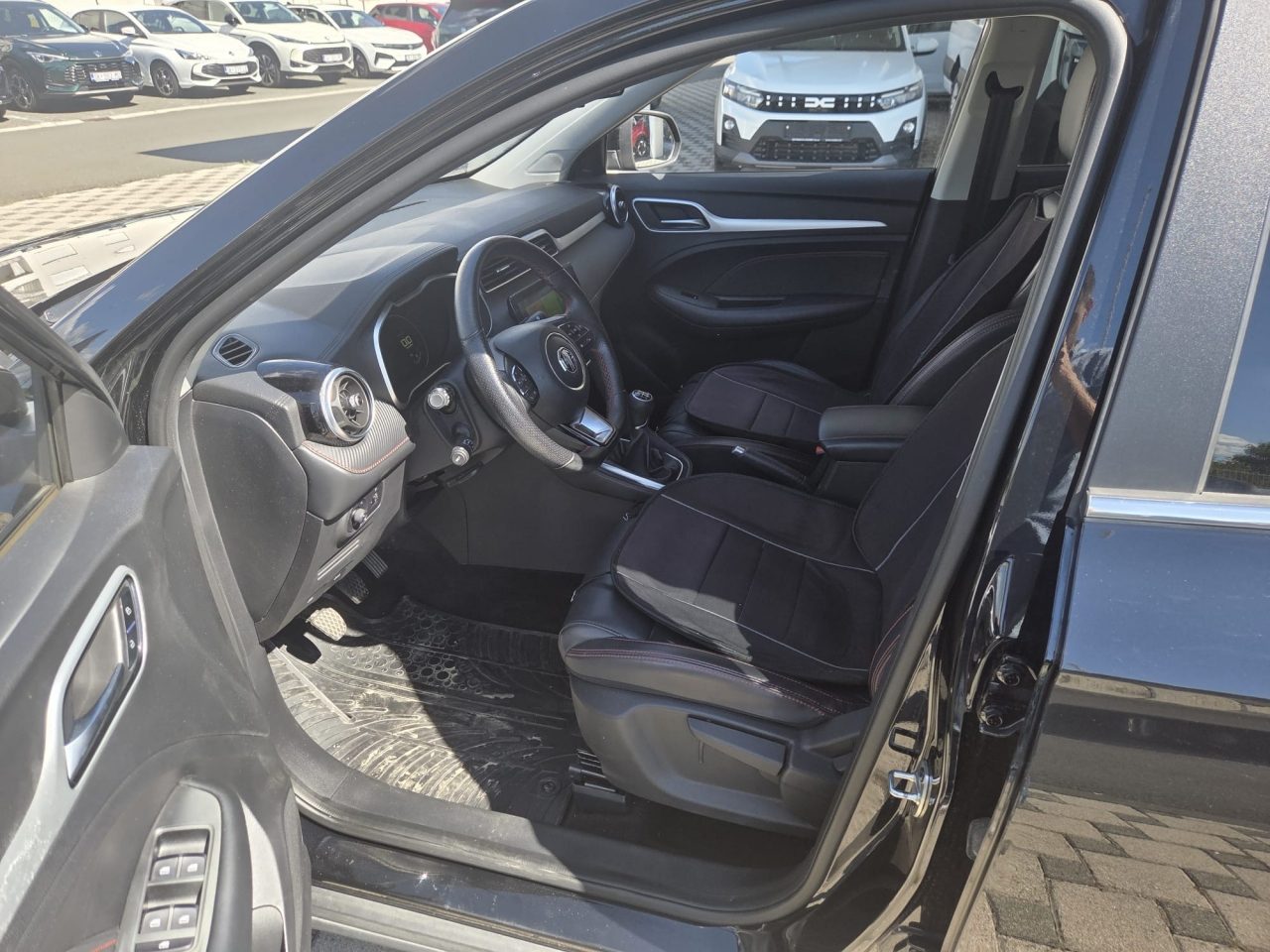 2024 MG ZS — fotografija 9