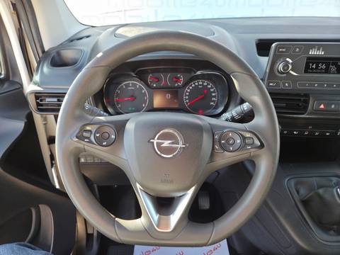 2021 Opel Combo — sličica 7