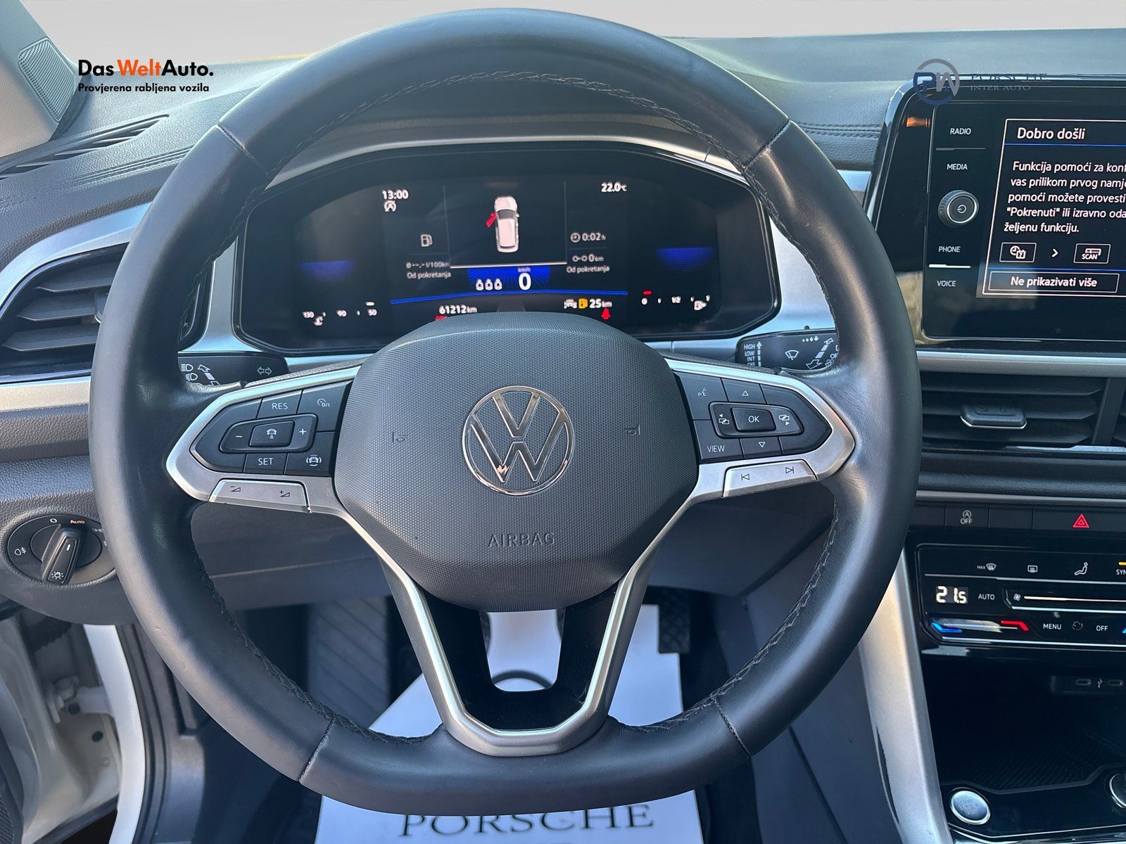 2022 Volkswagen T-Roc — fotografija 13