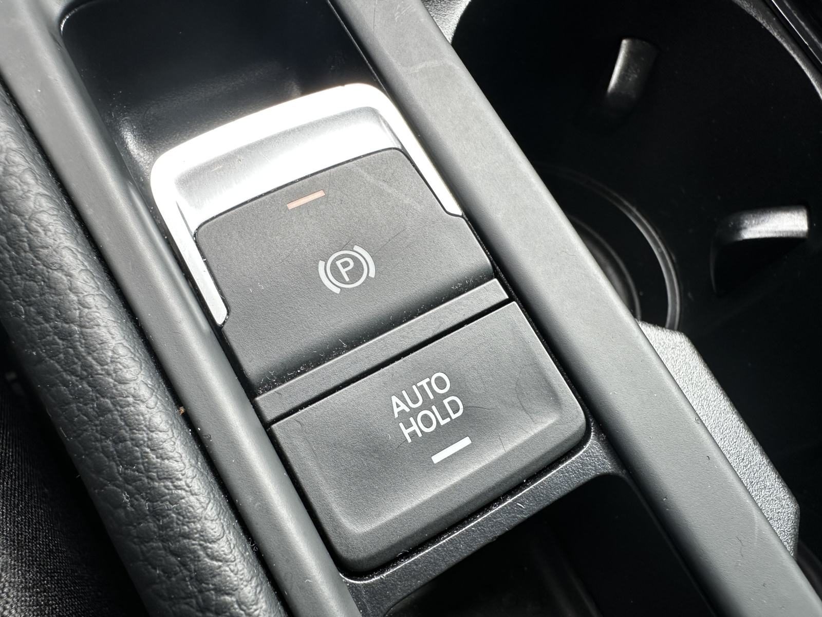 2016 Volkswagen Golf — fotografija 16