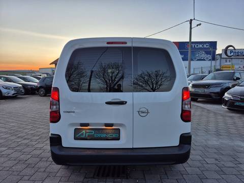 2022 Opel Combo — sličica 5