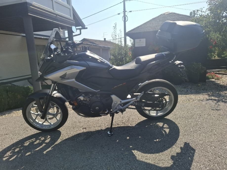 2016 Honda NC750XA — fotografija 14