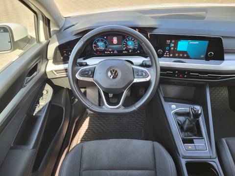 2021 Volkswagen Golf VIII — sličica 10