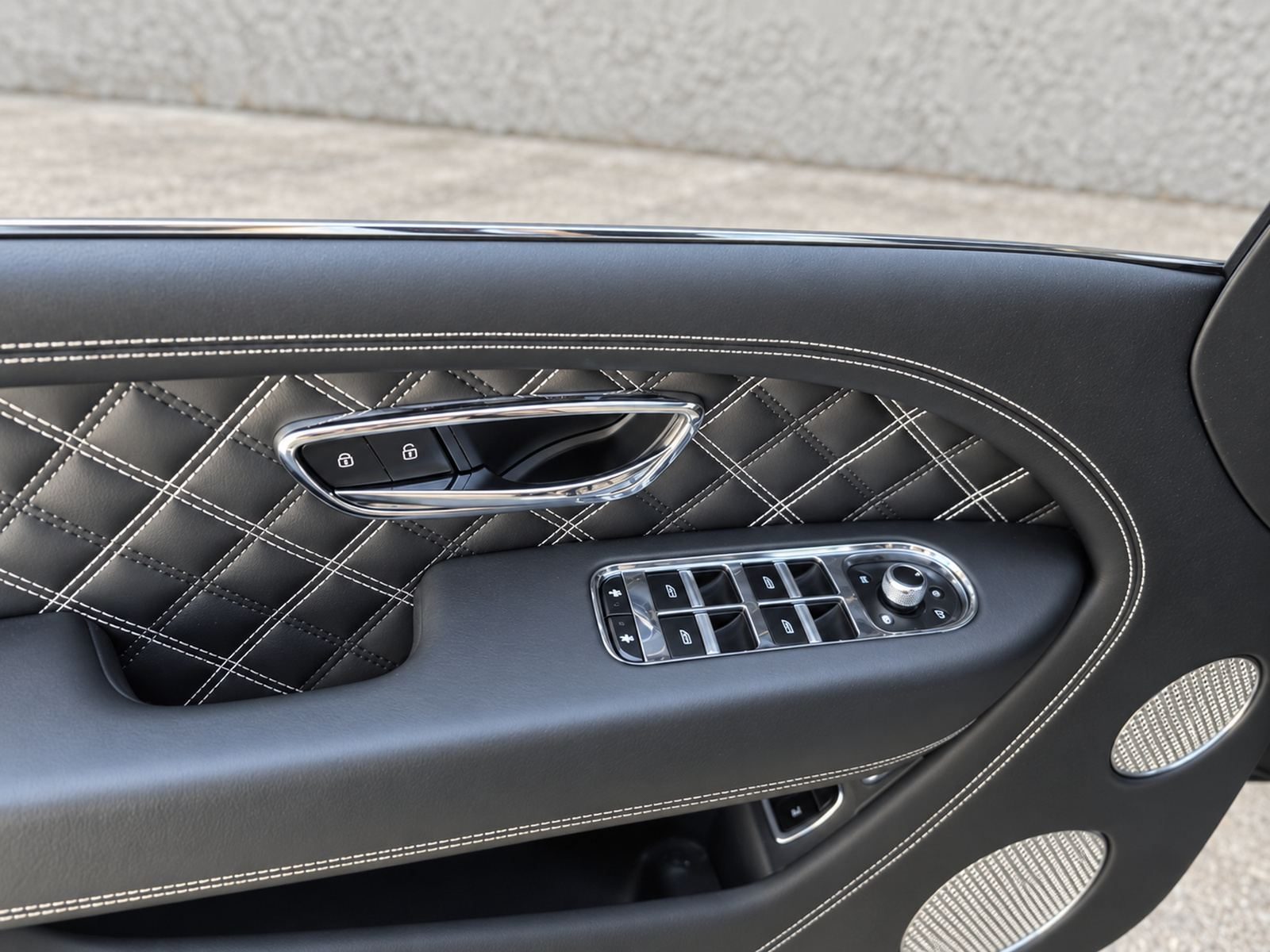 2020 Bentley Bentayga — fotografija 19
