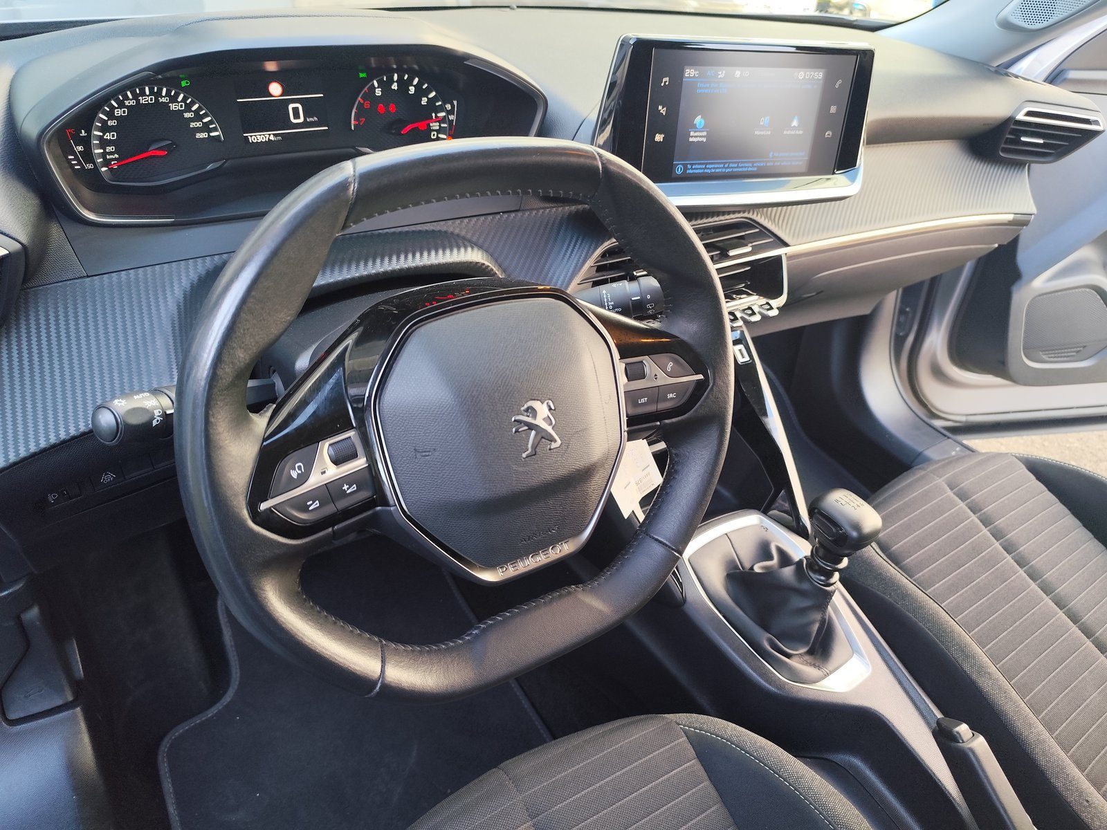 2022 Peugeot 2008 — fotografija 11