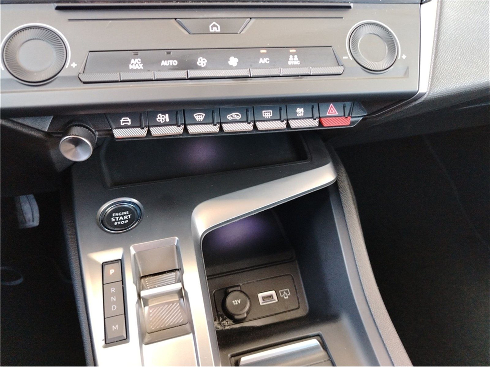 2022 Peugeot 308 — fotografija 14