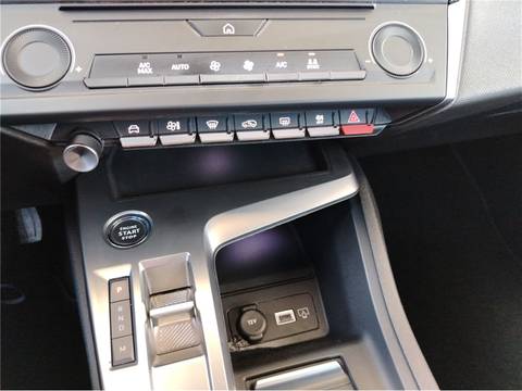 2022 Peugeot 308 — sličica 14