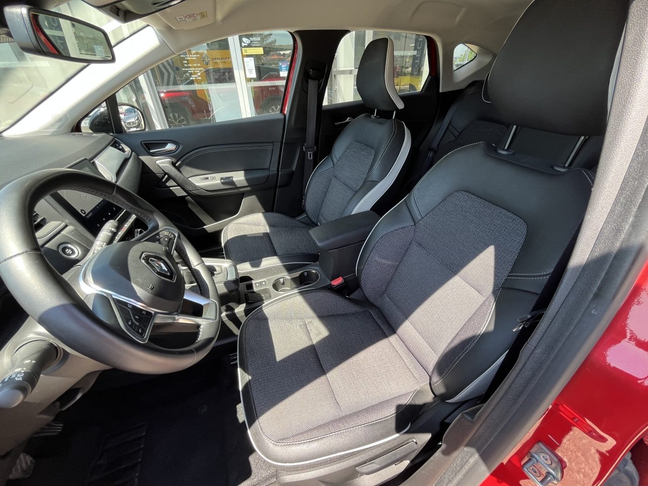 2024 Renault Captur — fotografija 9