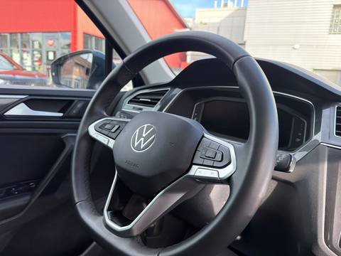 2022 Volkswagen Tiguan — sličica 24