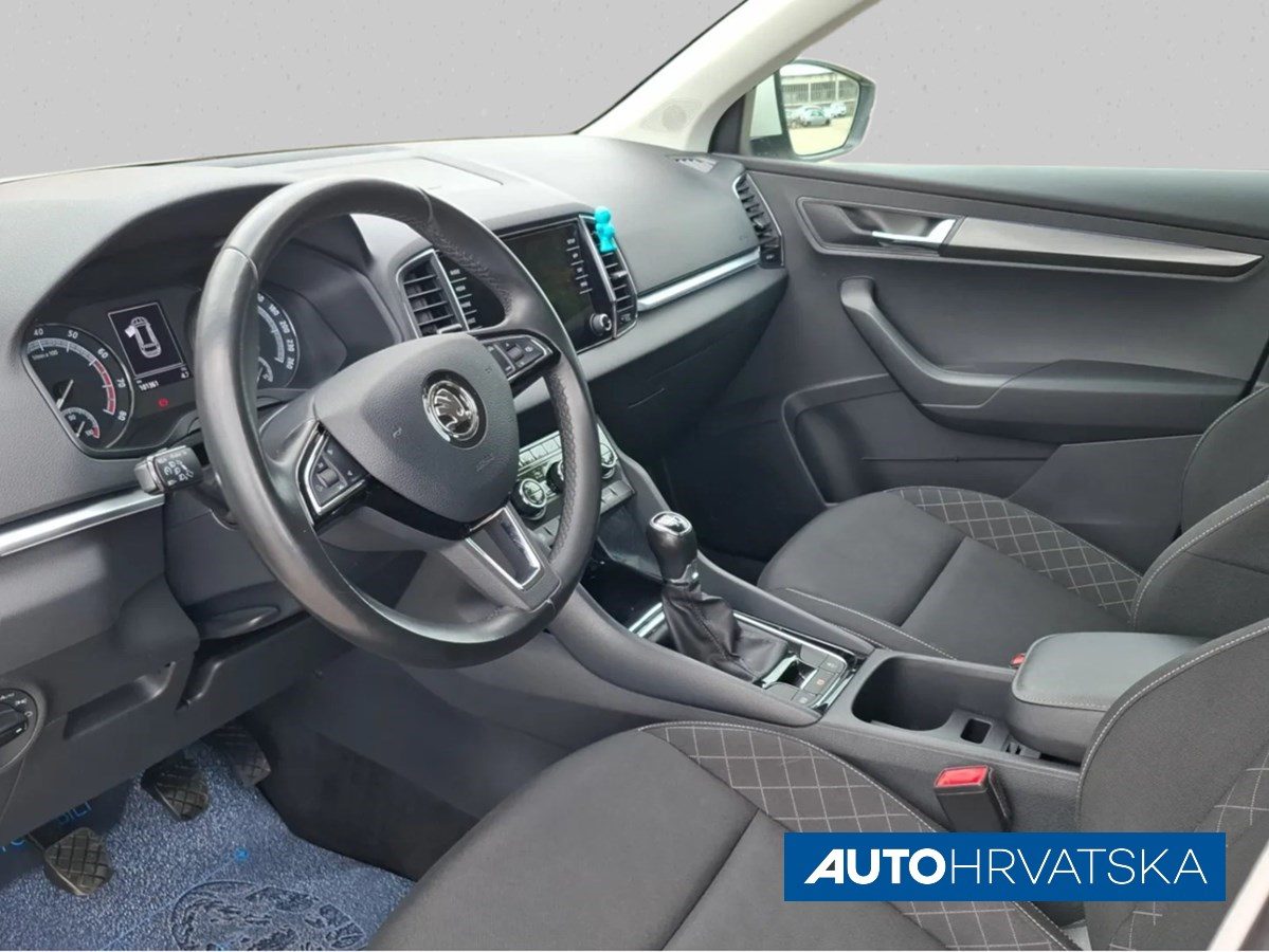 2019 Škoda Karoq — fotografija 17