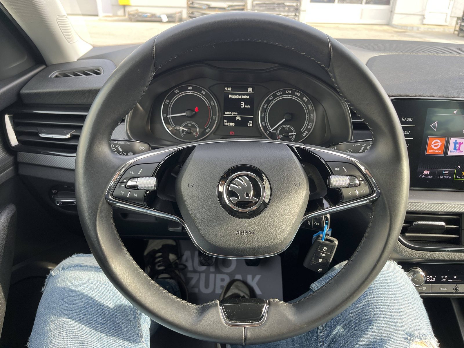 2021 Škoda Scala — fotografija 25