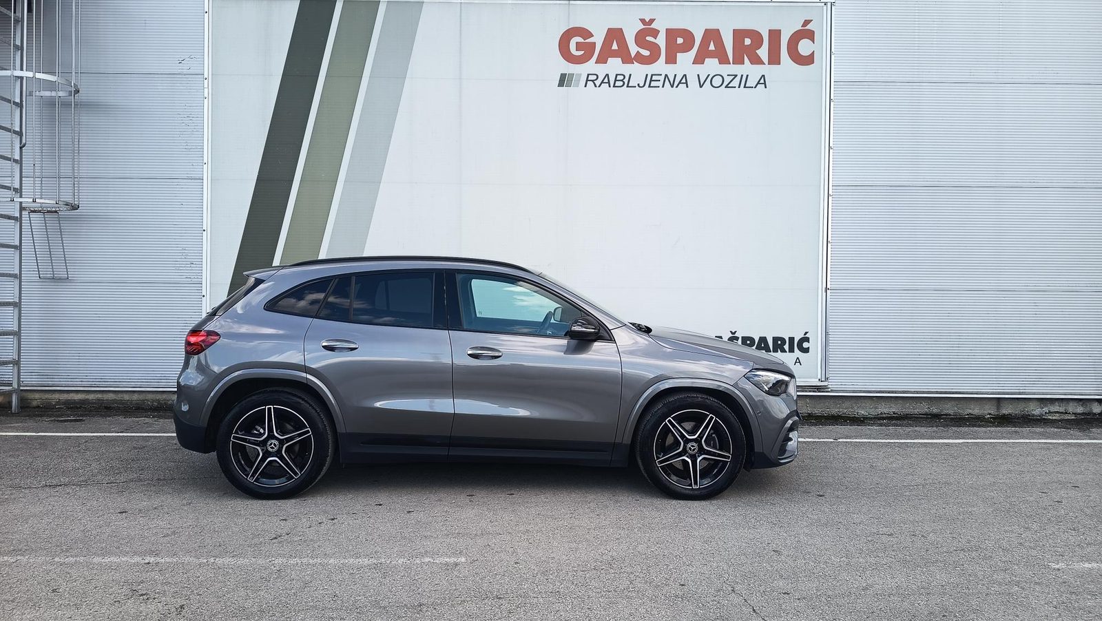 2026 Mercedes-Benz GLA AMG Line — fotografija 3