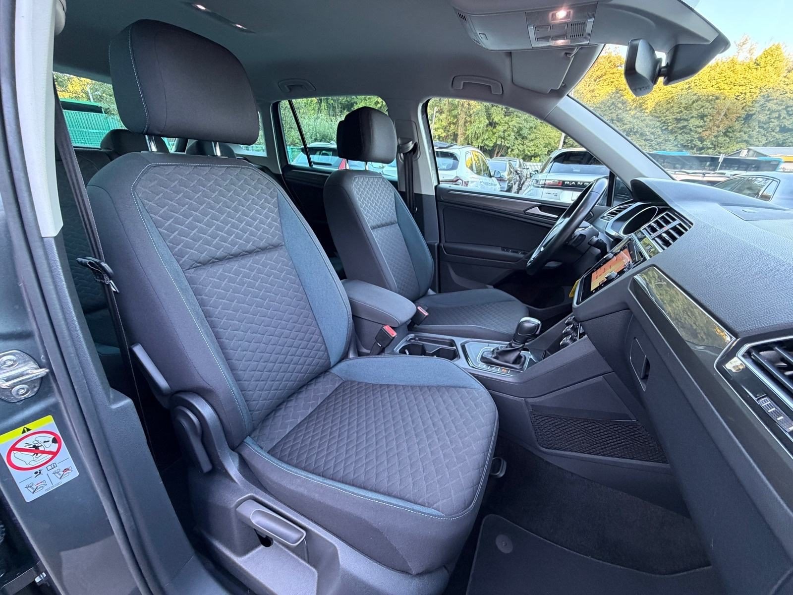 2020 Volkswagen Tiguan — fotografija 6