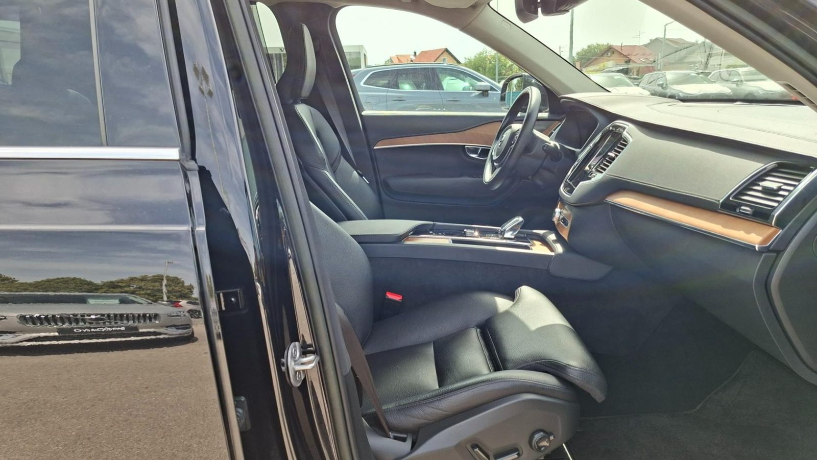 2022 Volvo XC90 — fotografija 5