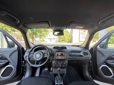 2022 Jeep Renegade — sličica 12