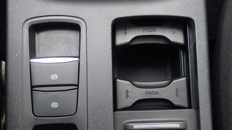 2021 Ford Focus — fotografija 11