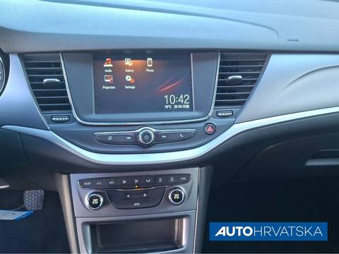 2019 Opel Astra — sličica 18
