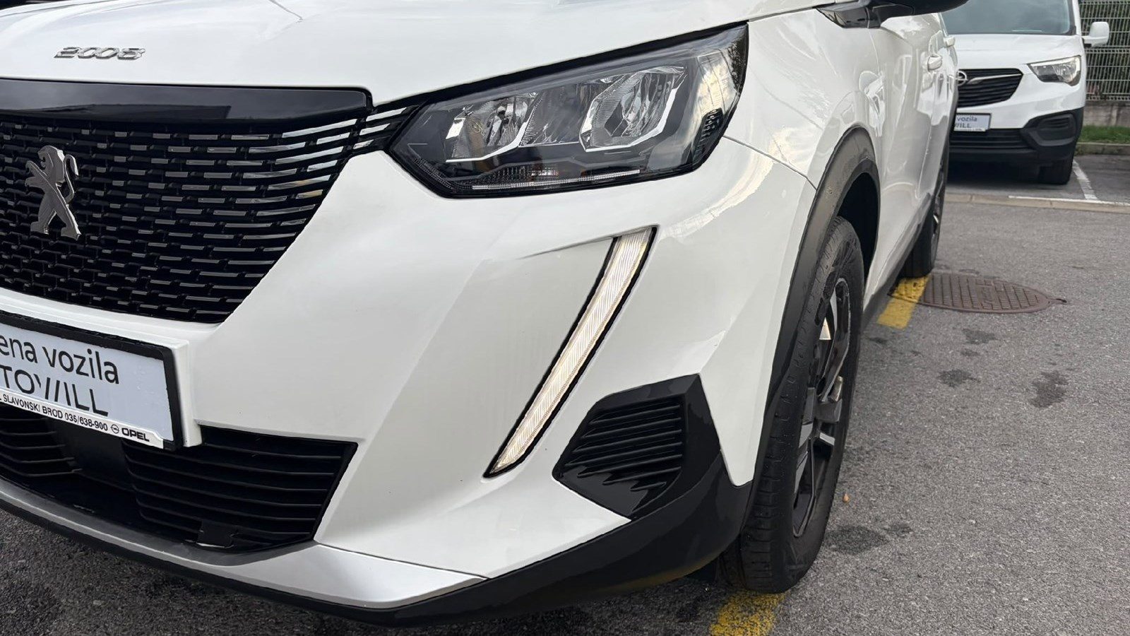 2022 Peugeot 2008 — fotografija 11
