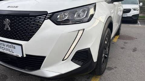 2022 Peugeot 2008 — sličica 11