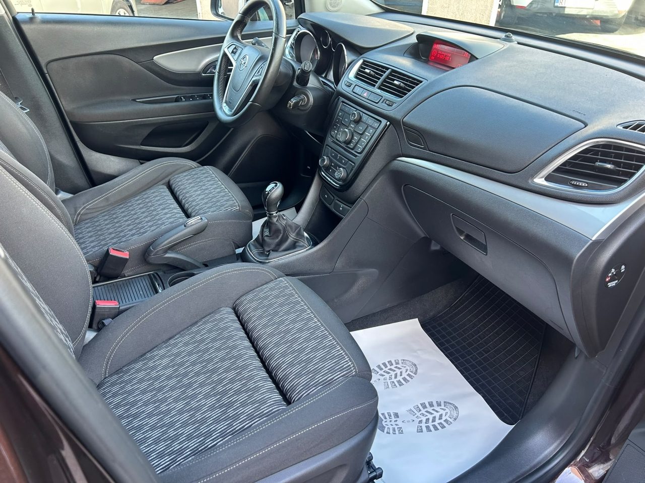 2015 Opel Mokka — fotografija 14