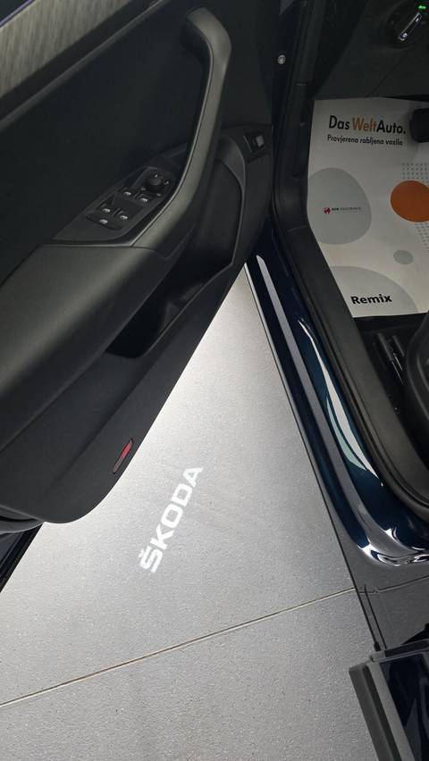 2023 Škoda Karoq — sličica 27