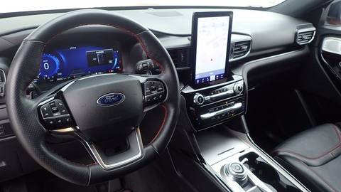 2022 Ford Explorer — sličica 8