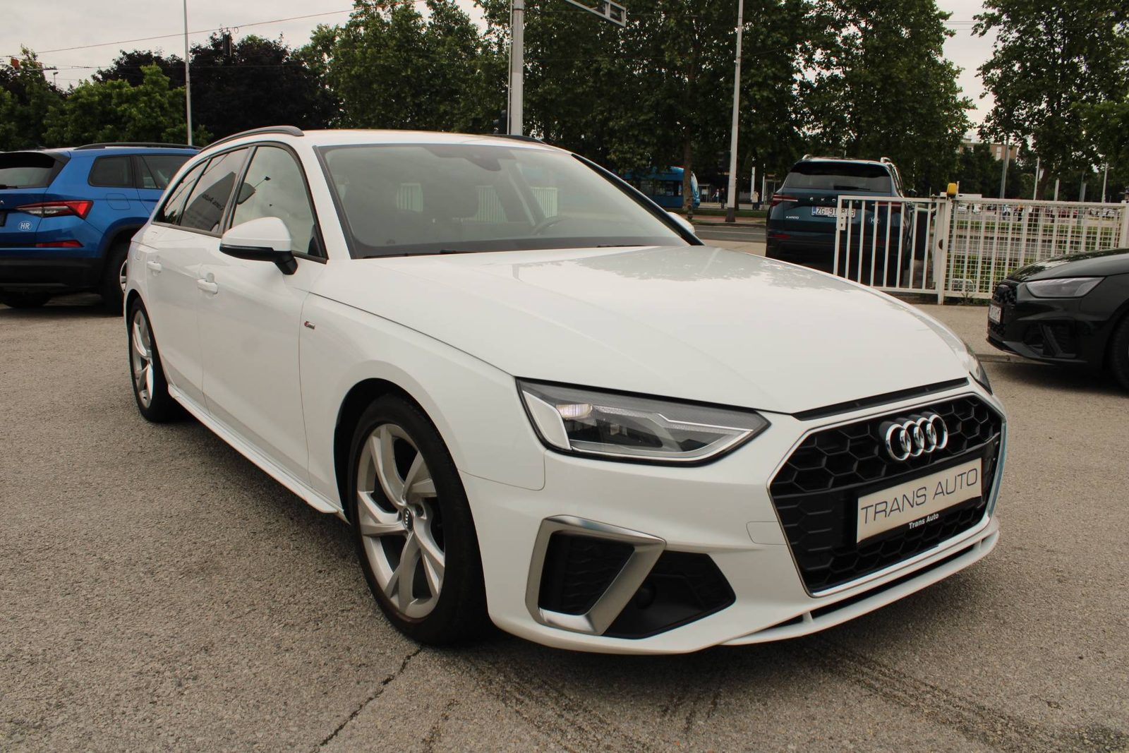 2022 Audi A4 Avant — fotografija 3