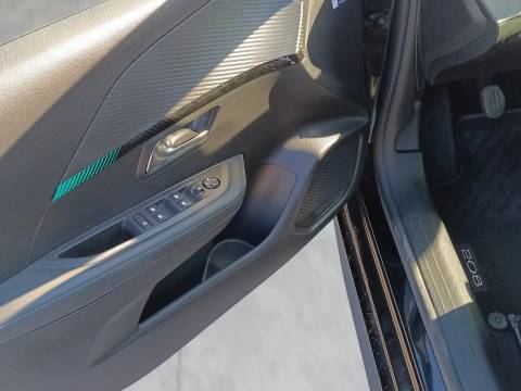 2023 Peugeot 208 — sličica 9