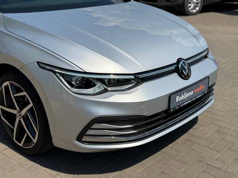 2022 Volkswagen Golf — sličica 12