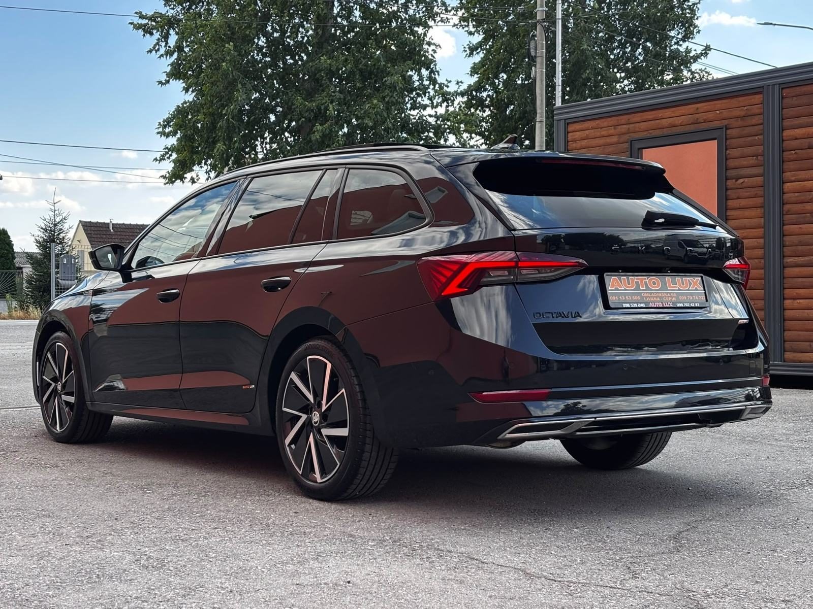 2022 Škoda Octavia Combi — fotografija 13