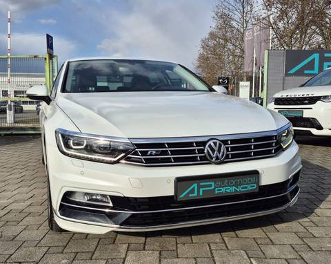 2018 Volkswagen Passat — sličica 9