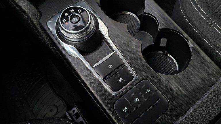 2024 Ford Kuga — fotografija 18