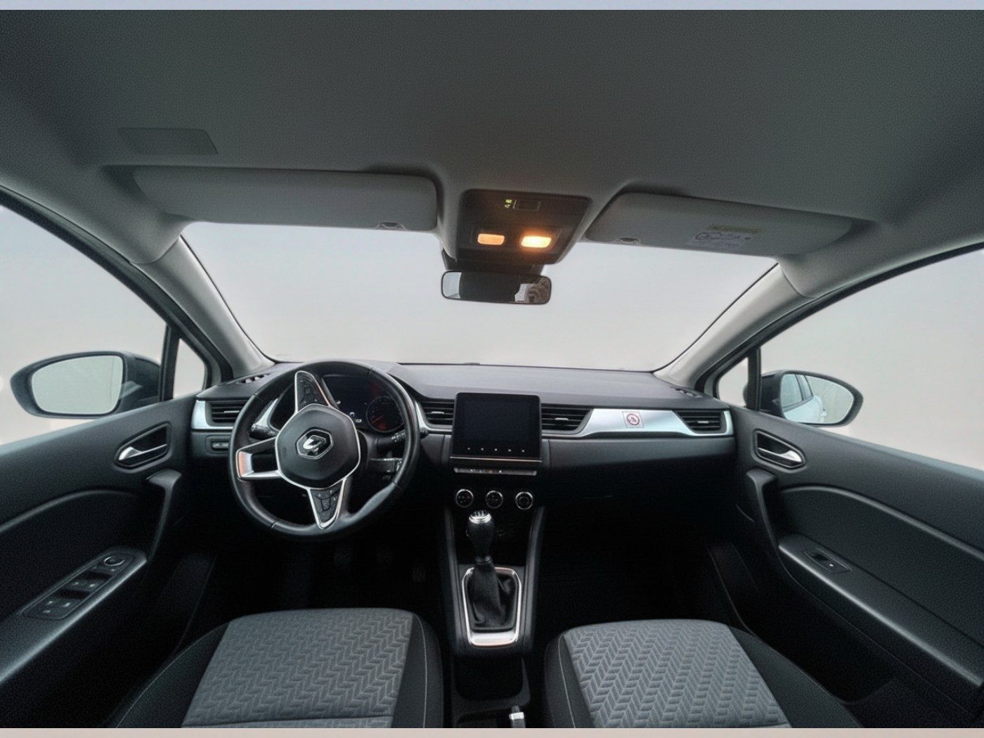2022 Renault Captur — fotografija 11