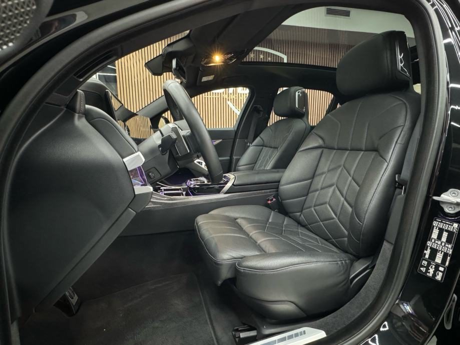 2023 BMW Serija 7 — fotografija 5