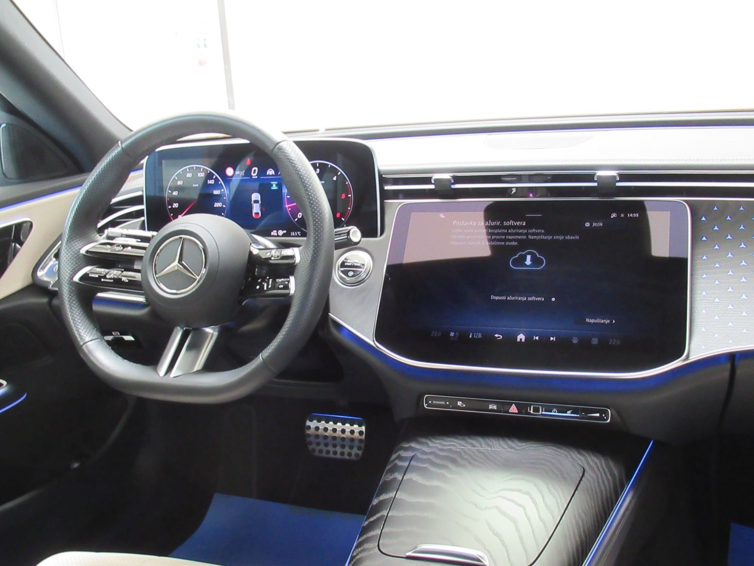 2025 Mercedes-Benz E-klasa AMG Line — fotografija 13