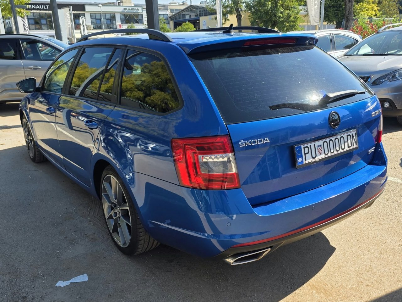2015 Škoda Octavia Combi — fotografija 7