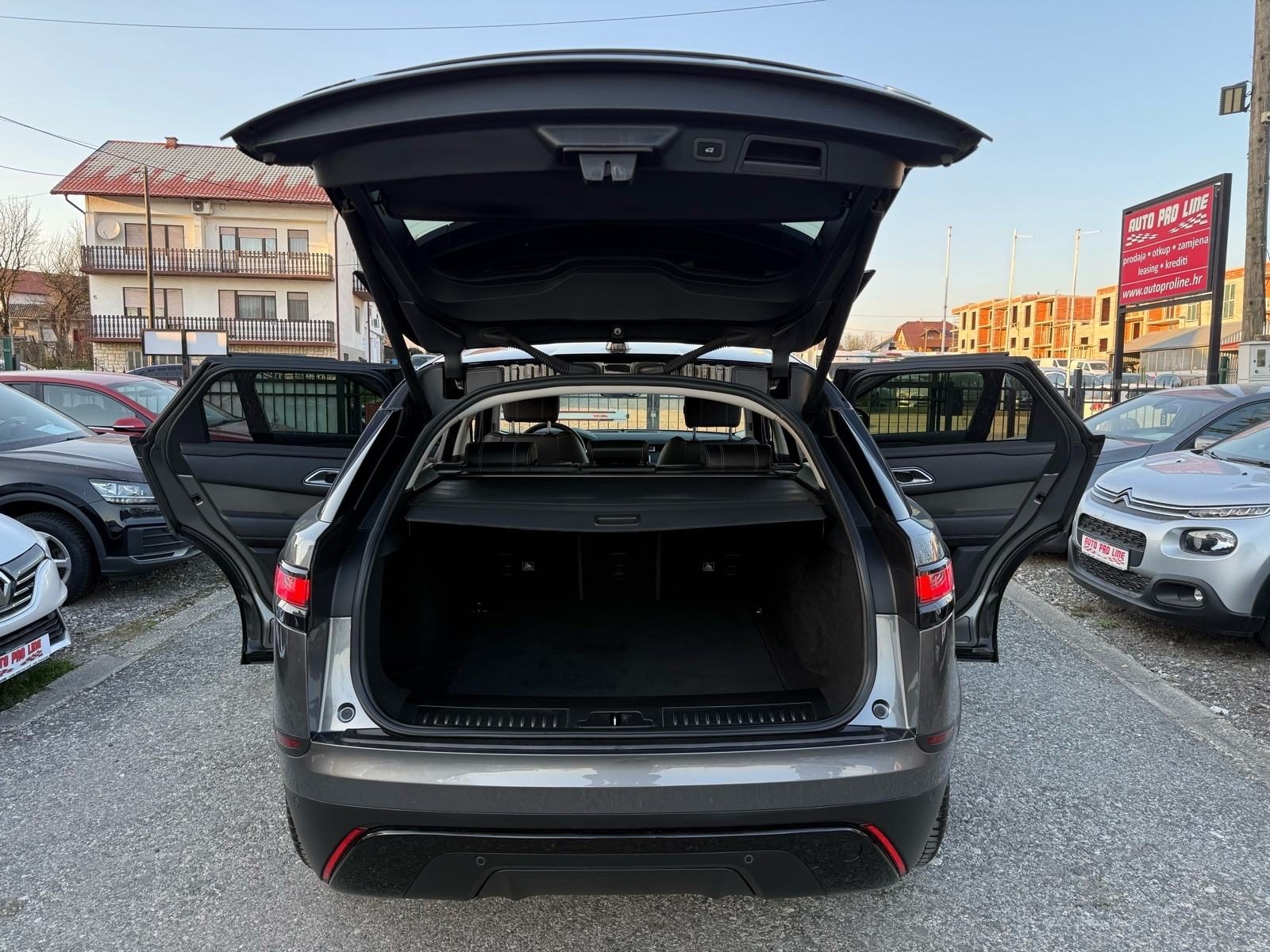 2018 Land Rover Velar — fotografija 26