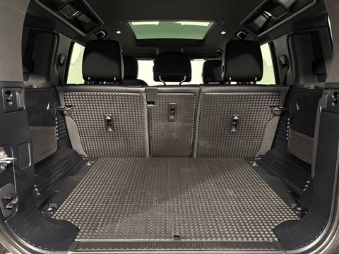 2022 Land Rover Defender — sličica 12