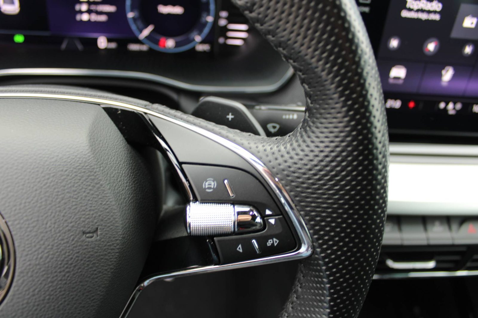 2022 Škoda Octavia — fotografija 19