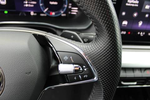 2022 Škoda Octavia — sličica 19