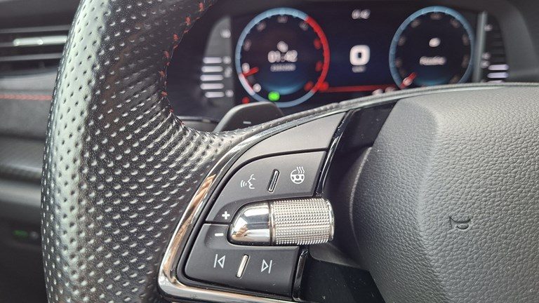 2021 Škoda Octavia — fotografija 21