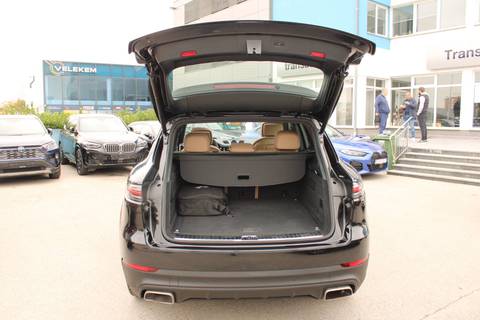 2021 Porsche Cayenne — sličica 9