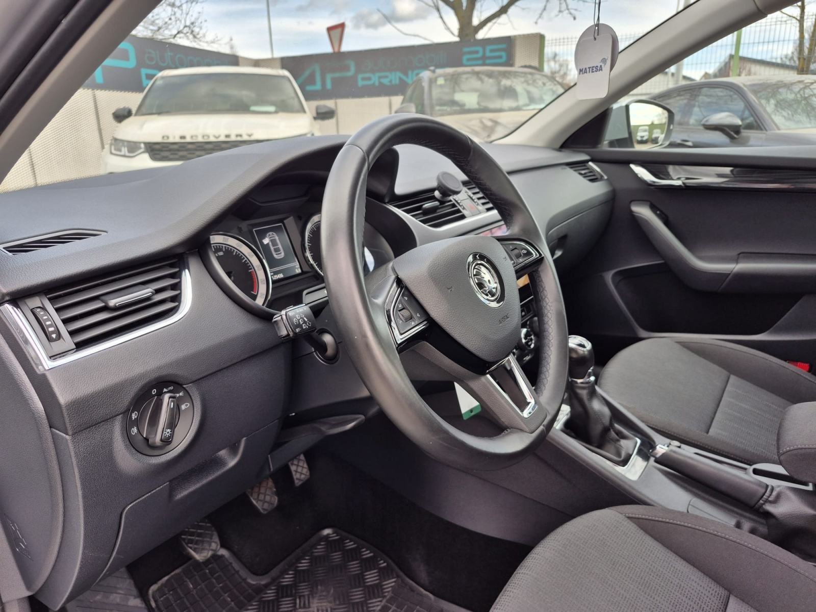 Škoda Octavia — fotografija 10